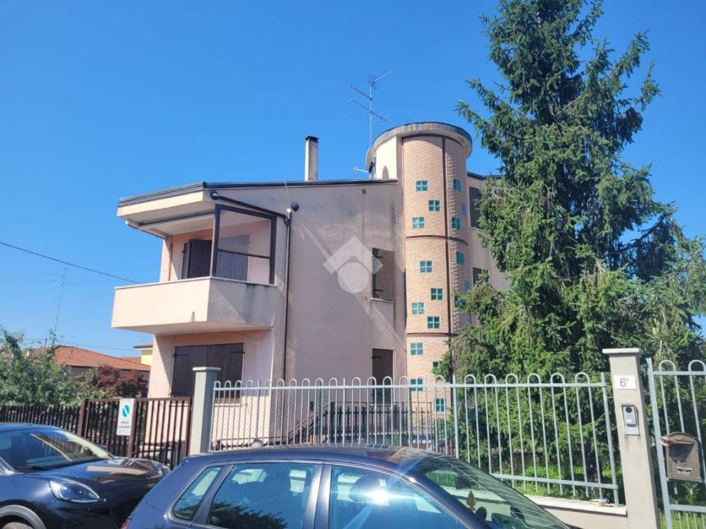 Villa a Verona in Via polveriera vecchia, 29 - Foto 2