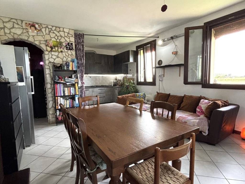 Appartamento a Malalbergo in Via Vita - Foto 4