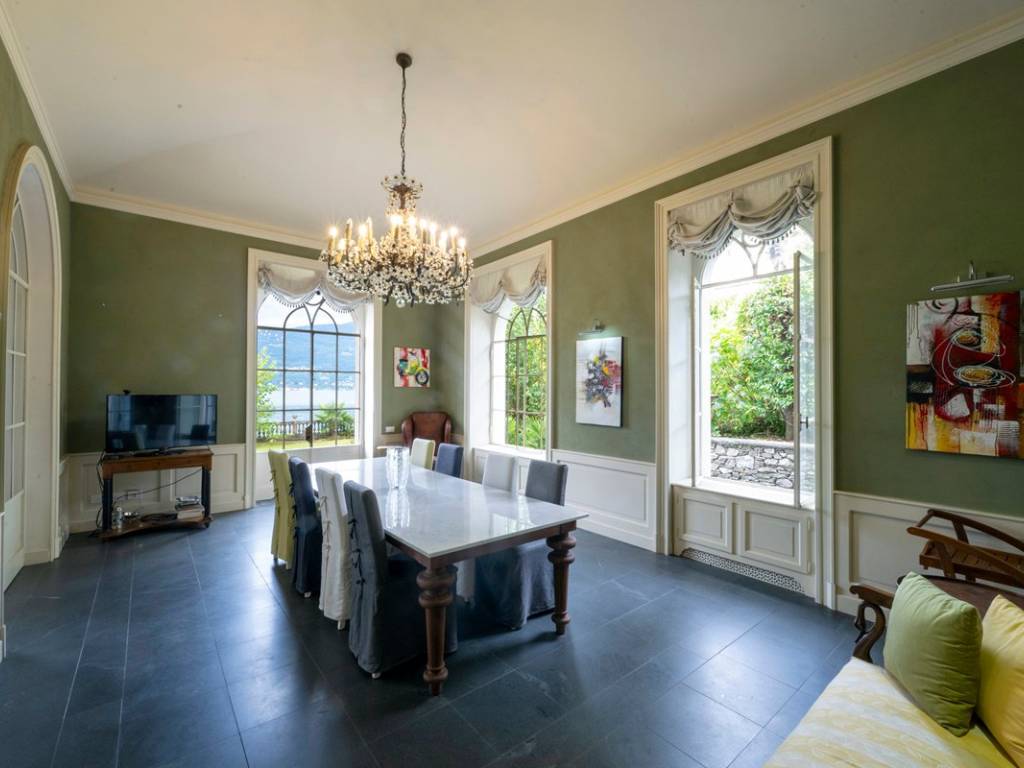 Villa a Verbania in Via Vittorio Veneto, 40 - Foto 2