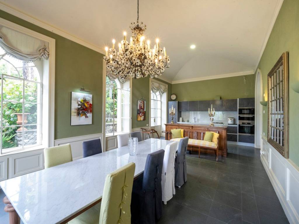 Villa a Verbania in Via Vittorio Veneto, 40 - Foto 3