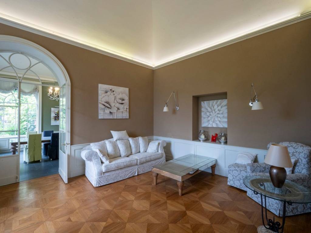 Villa a Verbania in Via Vittorio Veneto, 40 - Foto 4