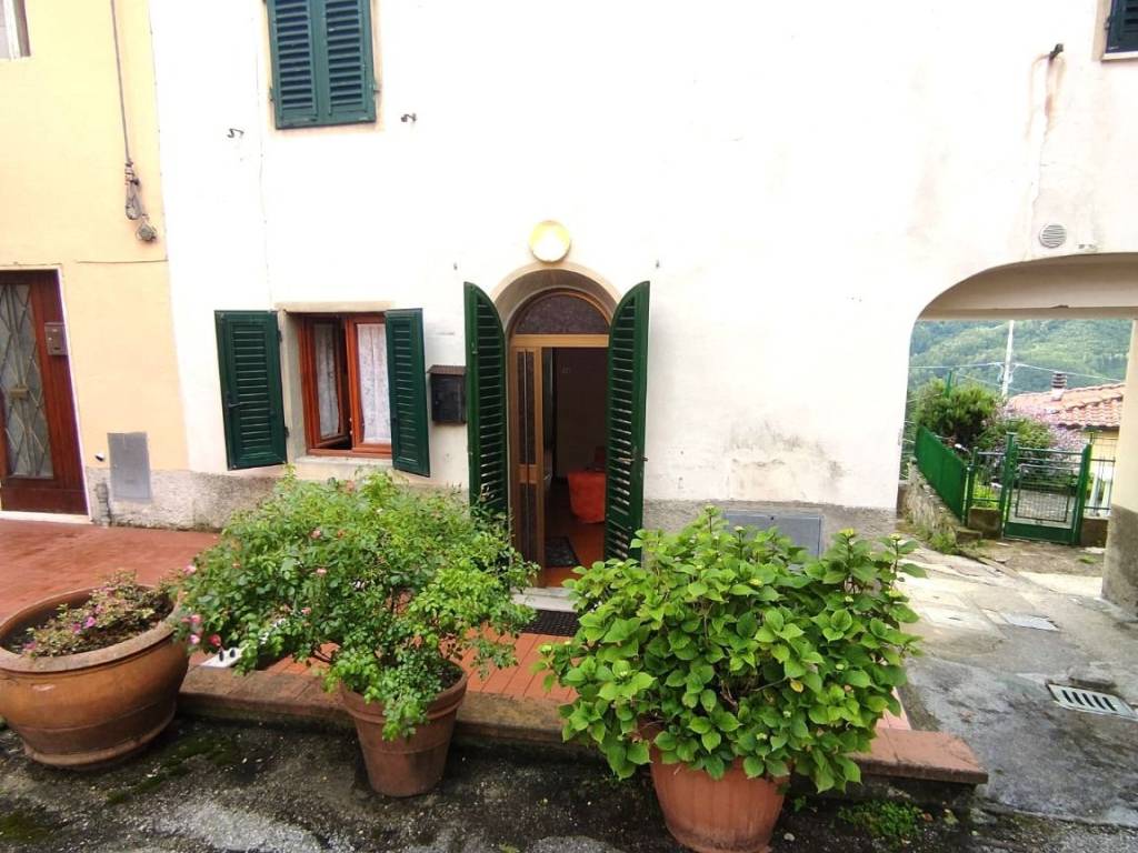 Casa indipendente a Pistoia in Via della Rupe - Foto 2