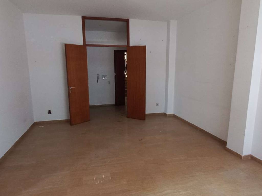 Appartamento a Pesaro in piazza Lazzarini 4/5 - Foto 3