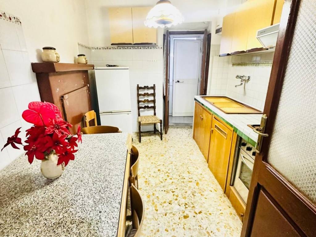 Appartamento a Caprarola in Via Sant'Egidio - Foto 2