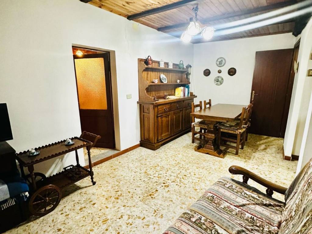 Appartamento a Caprarola in Via Sant'Egidio - Foto 5
