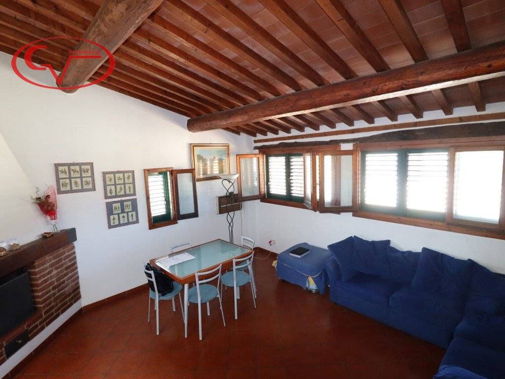 Appartamento a Montevarchi in Via Isidoro del Lungo - Foto 2