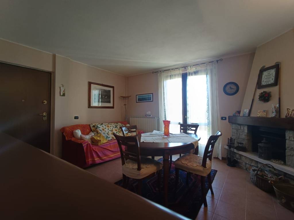 Casa indipendente a Alta valle intelvi in Viale Poletti - Foto 2