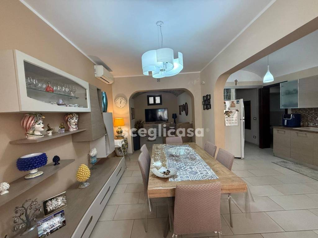 Appartamento a Carini in Via Roma - Foto 2