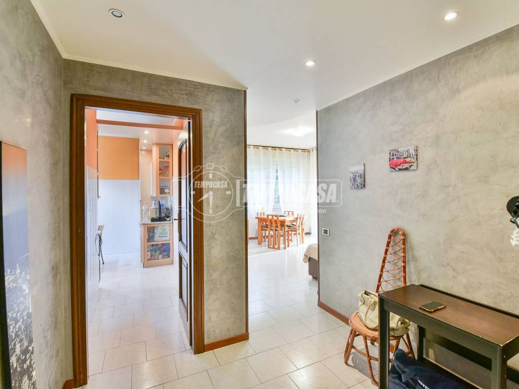 Appartamento a Canzo in Via Giacomo Matteotti - Foto 5