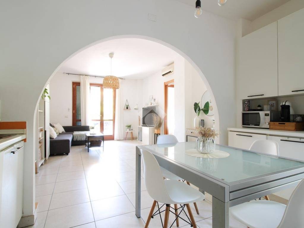 Appartamento a Porto san giorgio in Via Martiri di Cefalonia, 11 - Foto 2