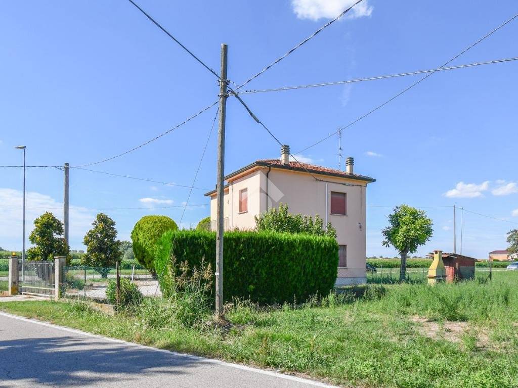 Casa indipendente a Poggio renatico in Via Scorsuro, 215 - Foto 2