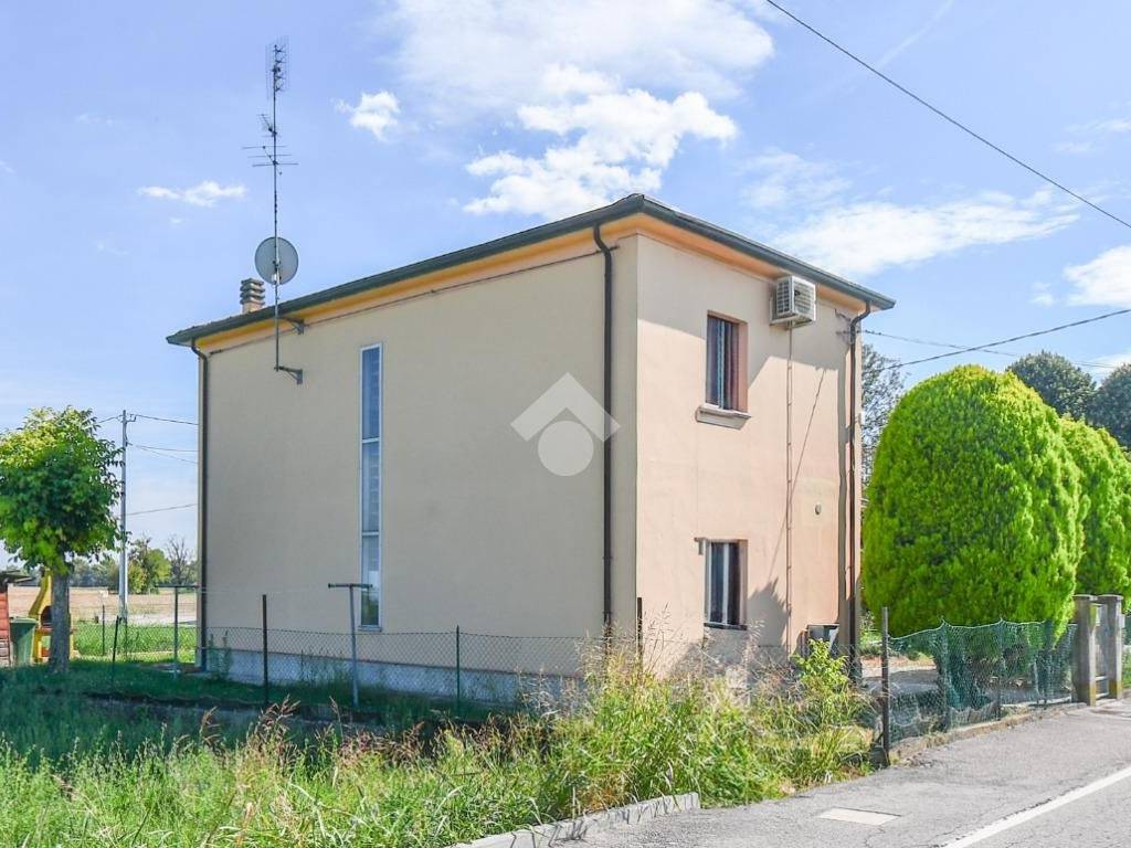 Casa indipendente a Poggio renatico in Via Scorsuro, 215 - Foto 3