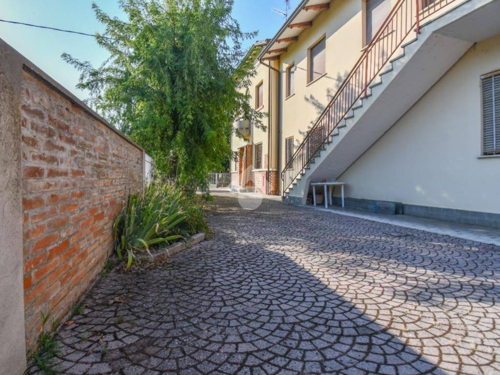 Villa a Poggio renatico in Via Guglielmo Marconi, 9 - Foto 5