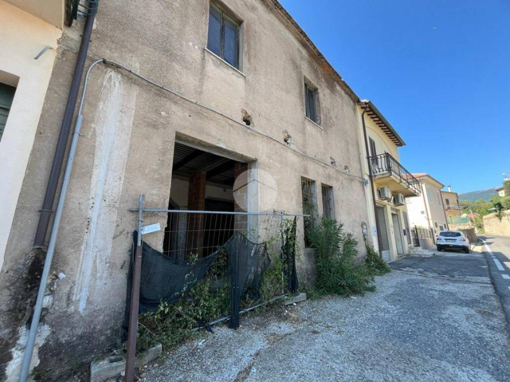 Casa indipendente a Montebuono in Viale Guglielmo Marconi - Foto 4