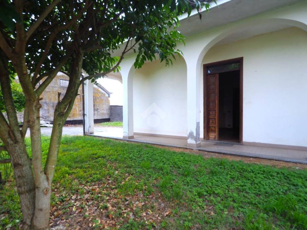 Villa a Ghislarengo in Via Dante Alighieri, 8 - Foto 3