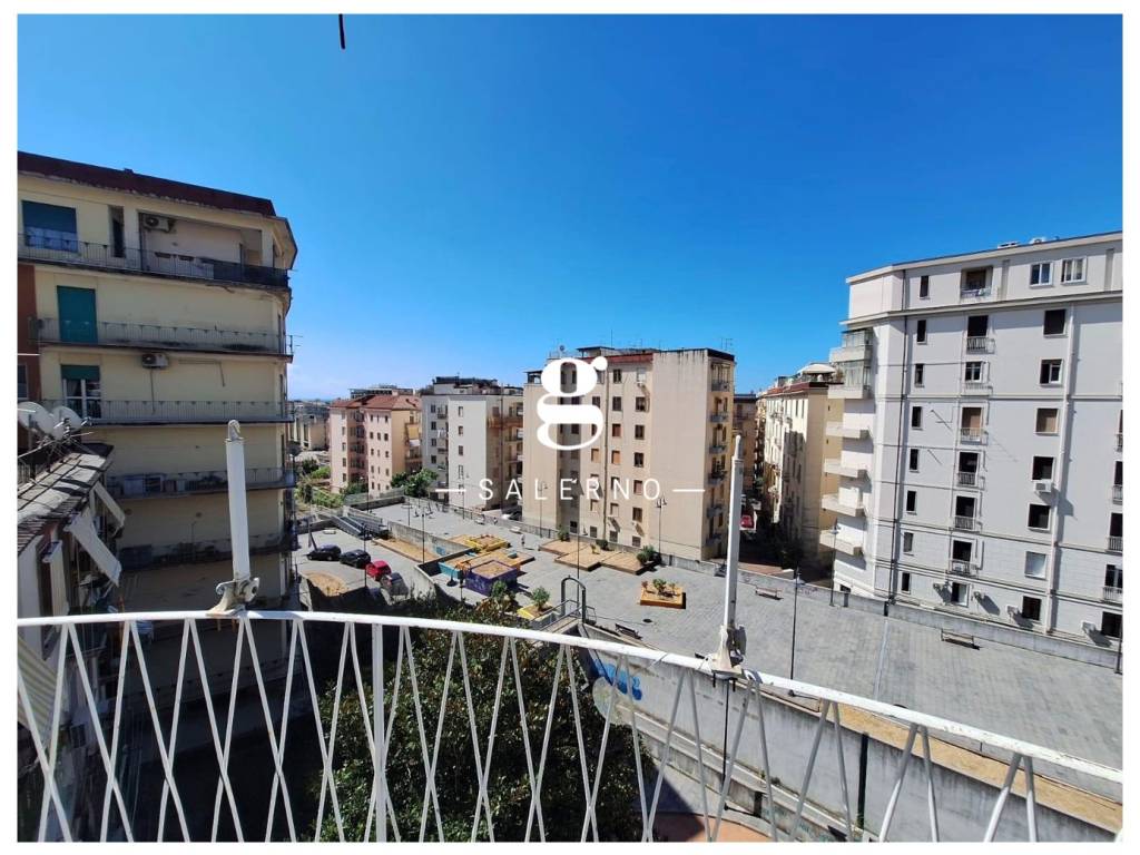 Appartamento a Salerno in Via Zara - Foto 5