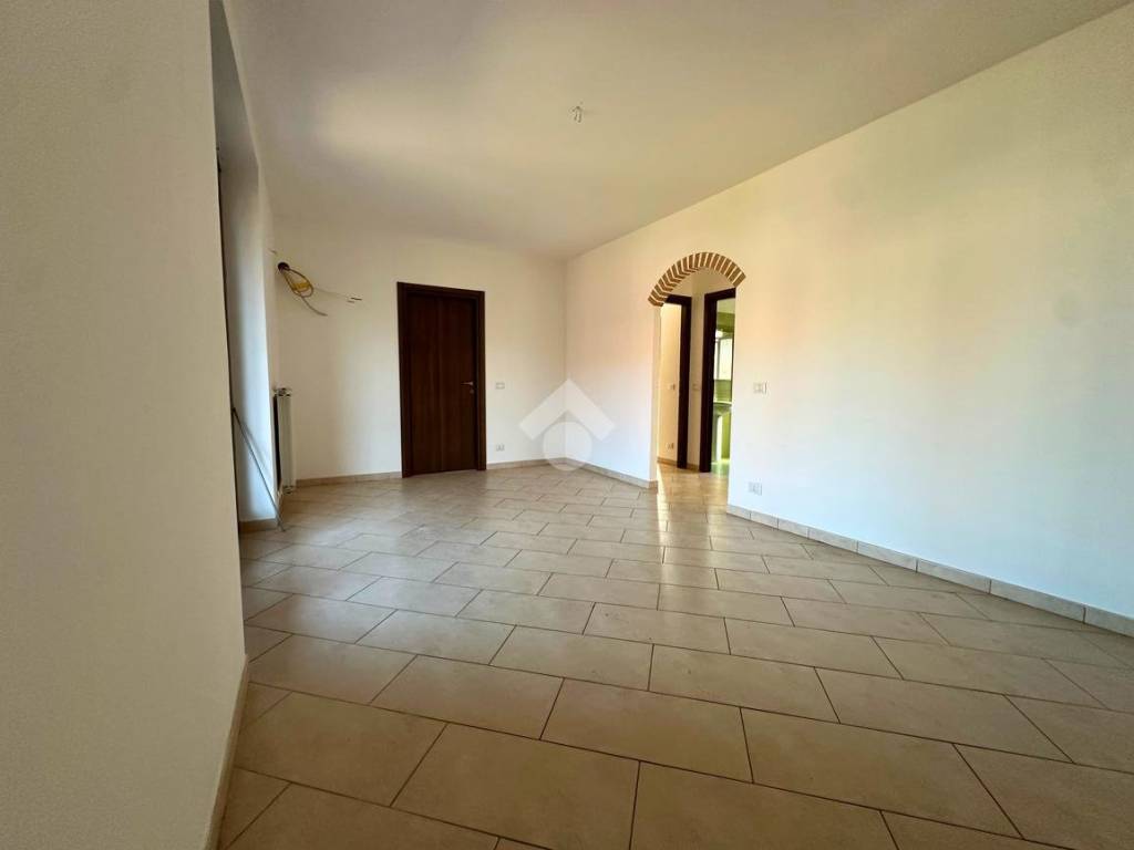 Appartamento a Tronzano vercellese in Corso Vittorio Emanuele II, 7 - Foto 3