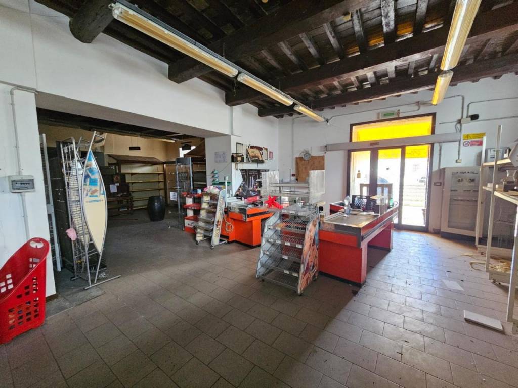 Immobile a Sant'angelo in vado in Via del Torrione - Foto 4