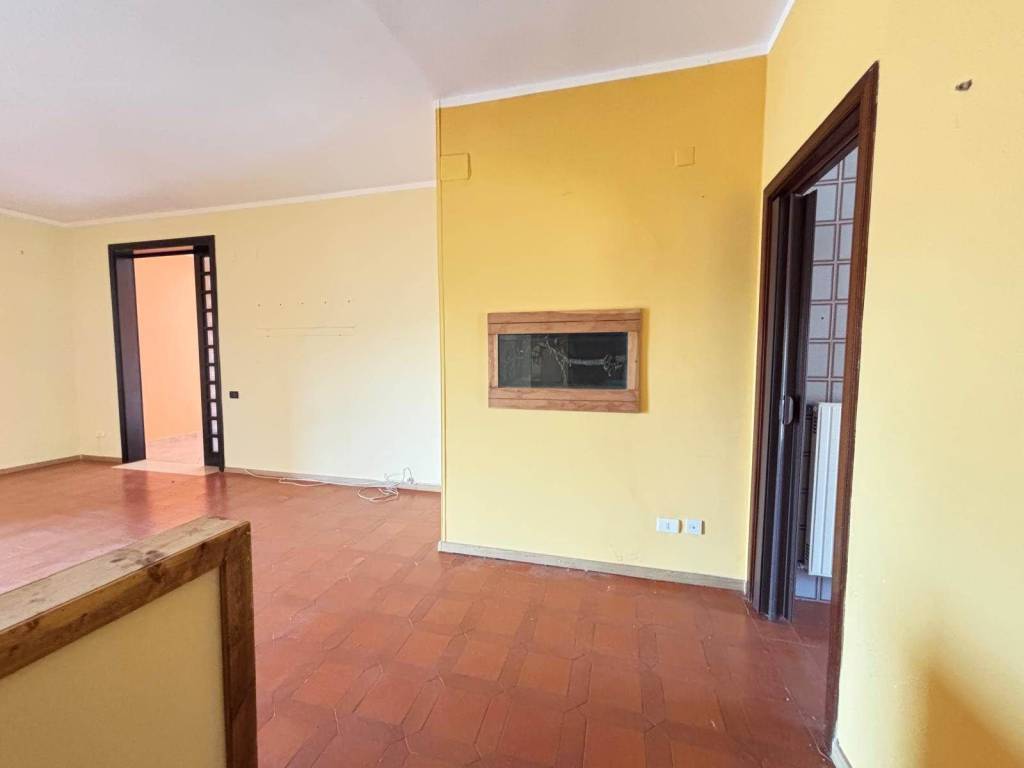 Appartamento a Montecorvino rovella in Via Maiorini, 22 - Foto 2