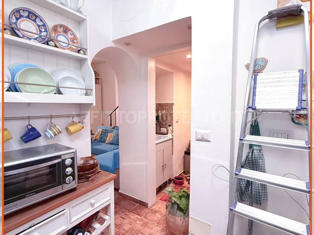 Appartamento a Formia in Via dell'Olmo - Foto 4