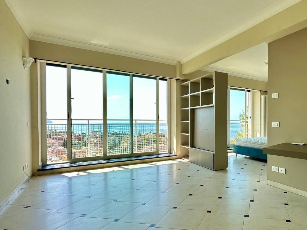 Appartamento a Genova in Via Luigi Biasioli - Foto 3