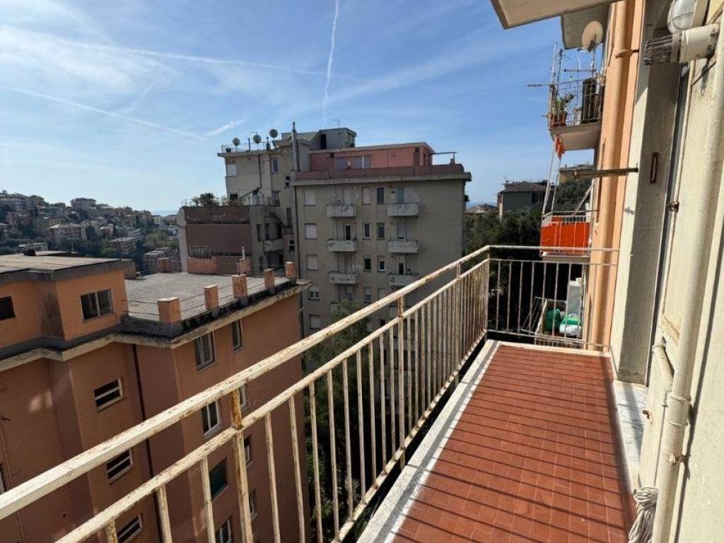 Appartamento a Genova in Via Posalunga - Foto 3