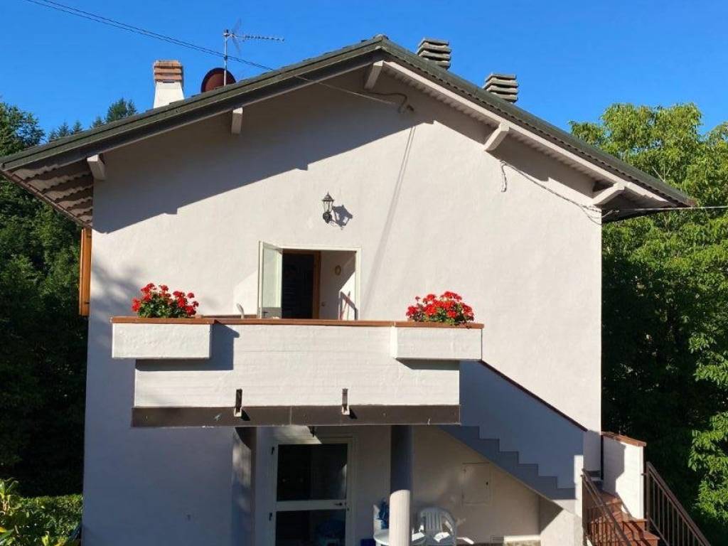 Appartamento a Vernio in Strada Provinciale di Montepiano - Foto 2