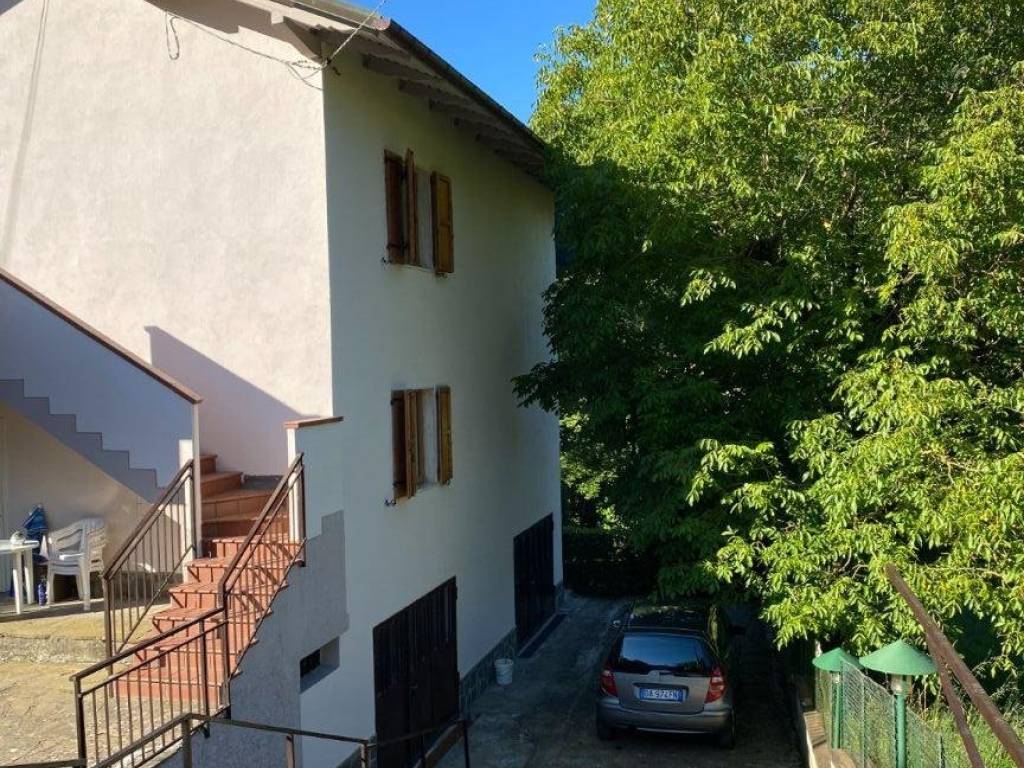 Appartamento a Vernio in Strada Provinciale di Montepiano - Foto 3