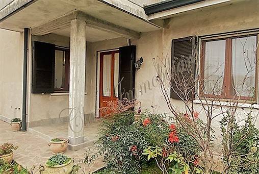 Villa a Porto mantovano in Via Martiri di Belfiore - Foto 2