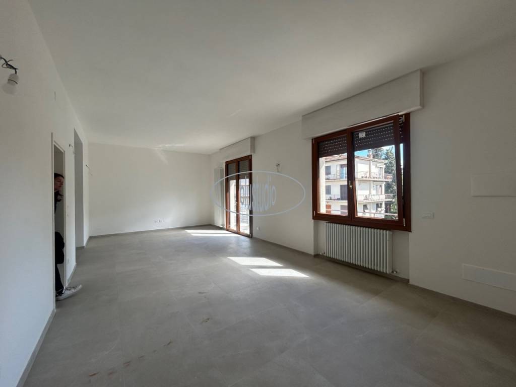 Appartamento a San giovanni valdarno in Viale Antonio Gramsci, 73 - Foto 3