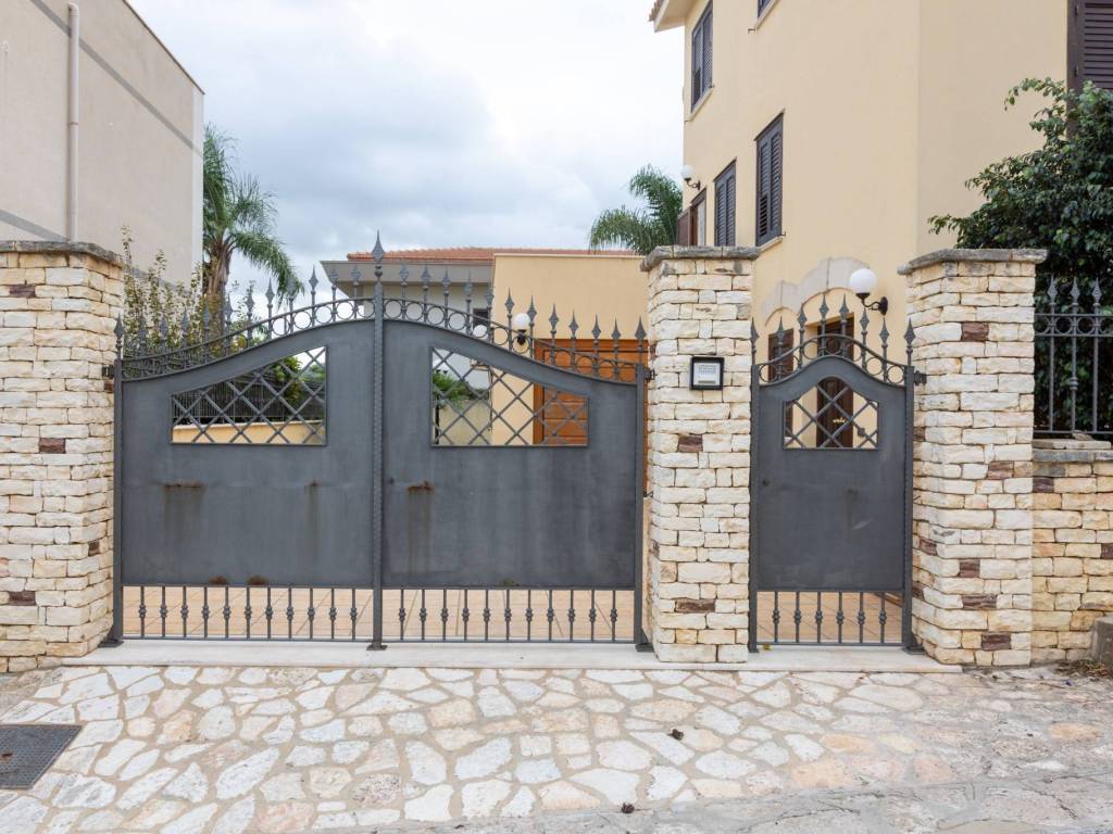 Villa a Valderice in Via Paride - Foto 3