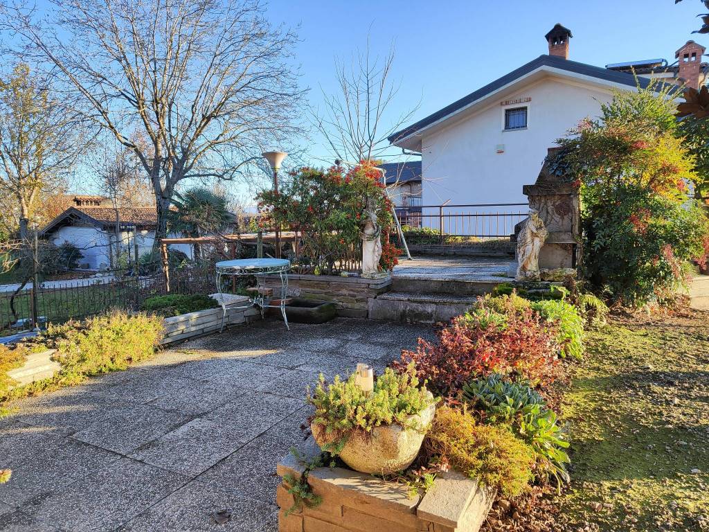 Villa a Tarantasca in Via Vigne, 16 - Foto 2