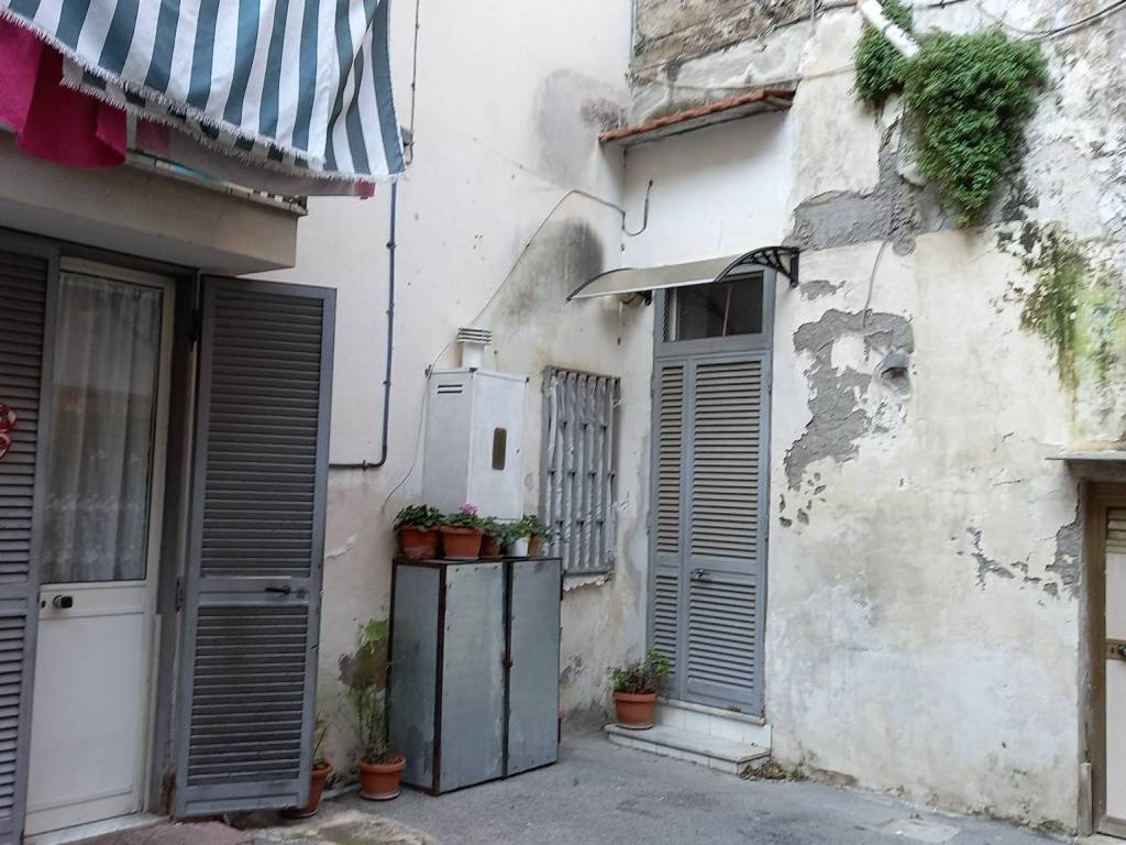 Casa indipendente a Nocera inferiore in Corso Vittorio Emanuele II - Foto 5