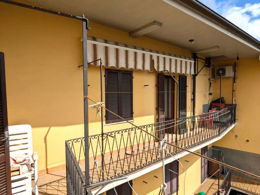 Appartamento a Invorio in Via Torino - Foto 1