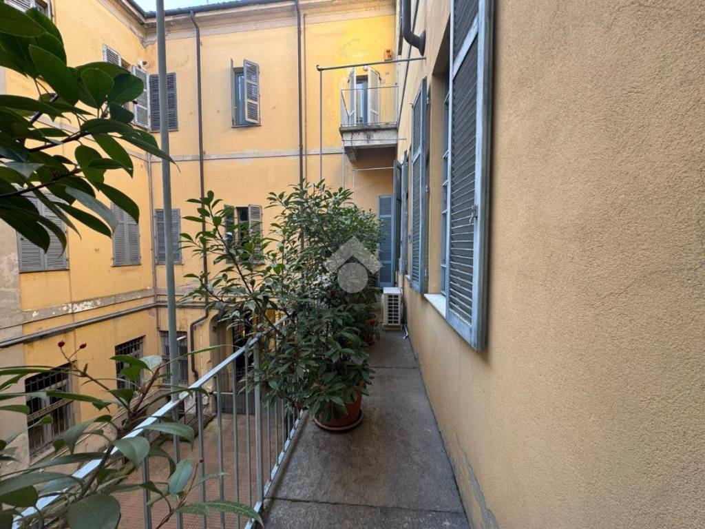 Appartamento a Vercelli in Via fratelli ponti, 5 - Foto 2