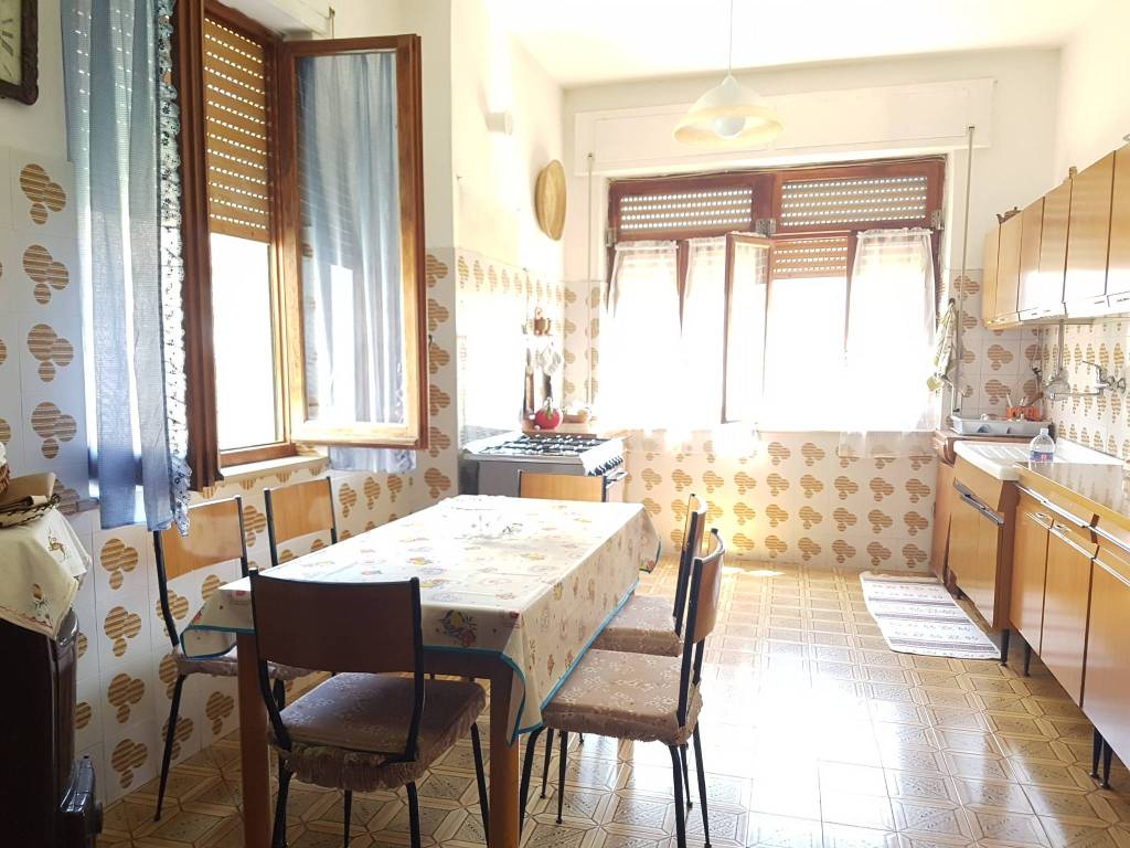 Appartamento a Bosa in Viale Guglielmo Marconi - Foto 5