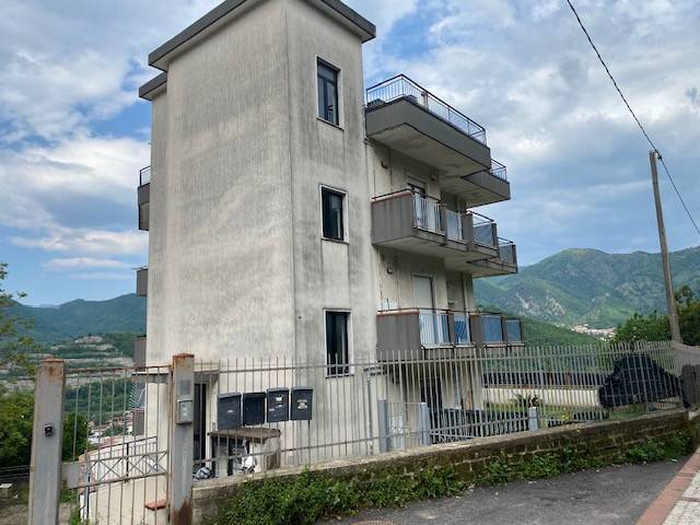 Box / garage a Baronissi in Via Parrocchia, 6 - Foto 2