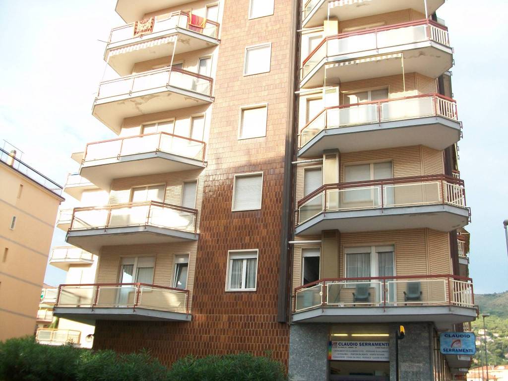 Appartamento a Andora in Via Andrea Doria, 52 - Foto 3
