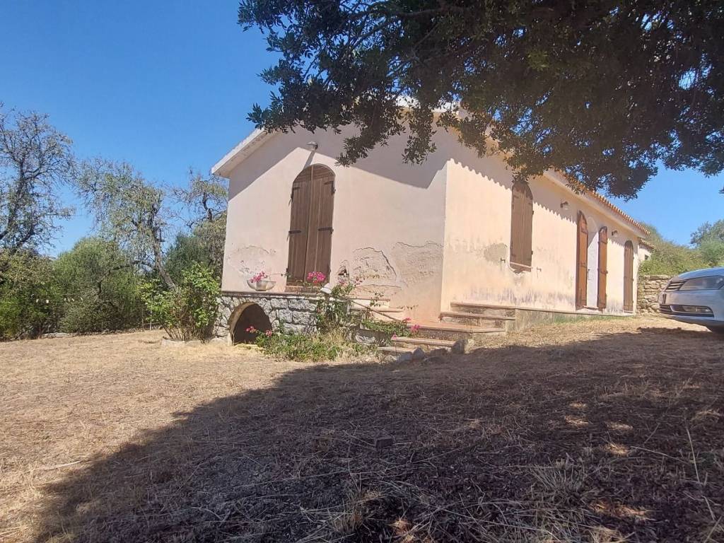 Rustico / casale a Arzachena - Foto 3