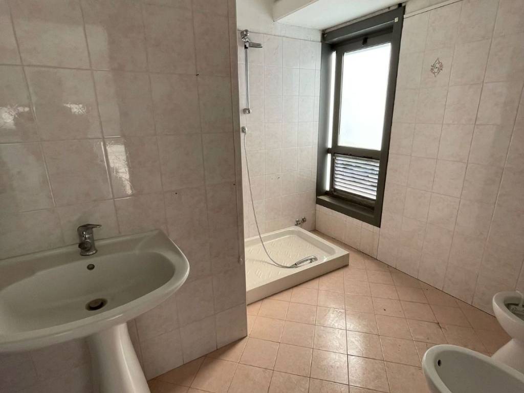 Immobile a Cisterna di latina in Viale delle Province - Foto 5