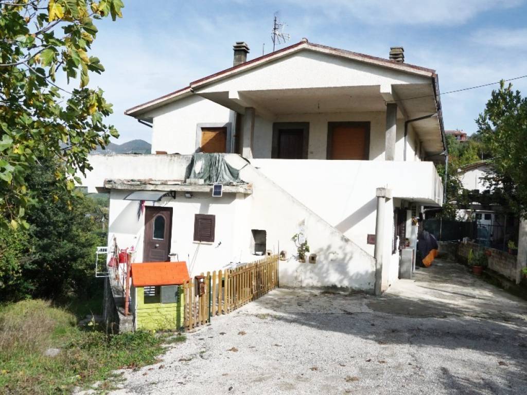 Appartamento a Cantalice in Via 1 Maggio, 22 - Foto 2