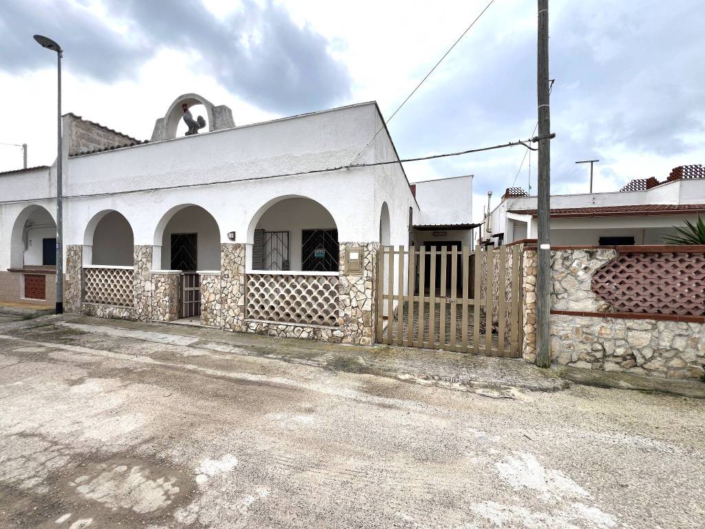 Villa a Manduria in Via Marco Polo, 8 - Foto 2