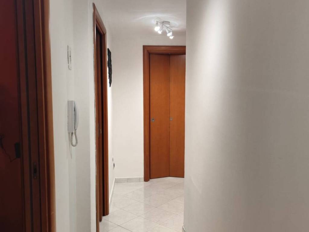 Appartamento a Cava de' tirreni in Via Luigi Ferrara - Foto 4