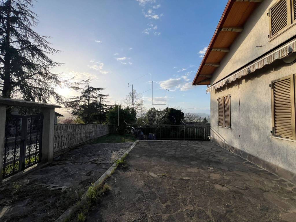 Rustico / casale a Umbertide in via cortonese - Foto 3