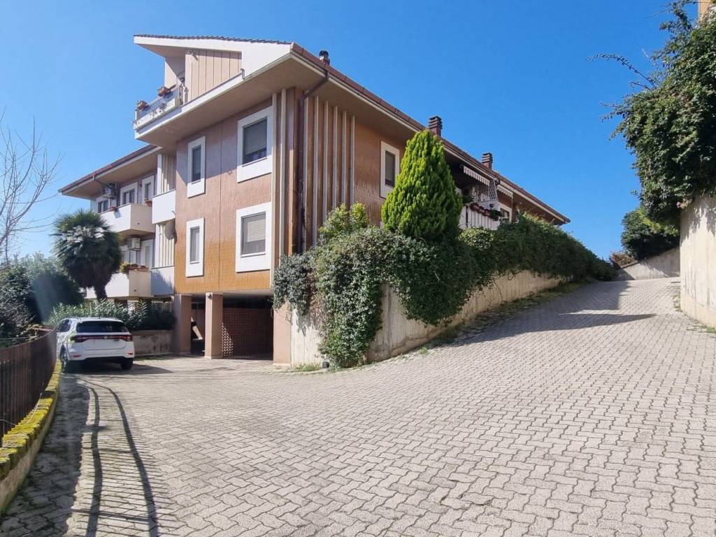 Appartamento a Pescara in Via Ugo La Malfa, 8 - Foto 2