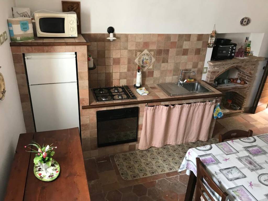 Appartamento a Castelvecchio calvisio in Via Roma - Foto 5