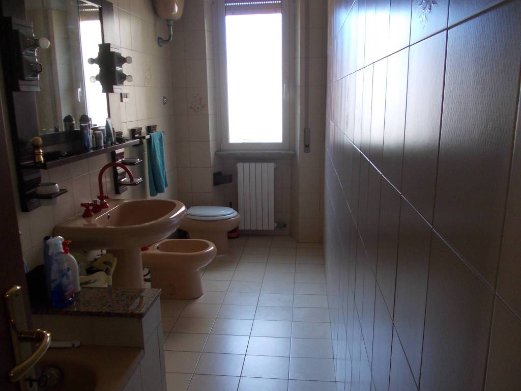 Appartamento a Ancona in Via Vittorio Veneto - Foto 4