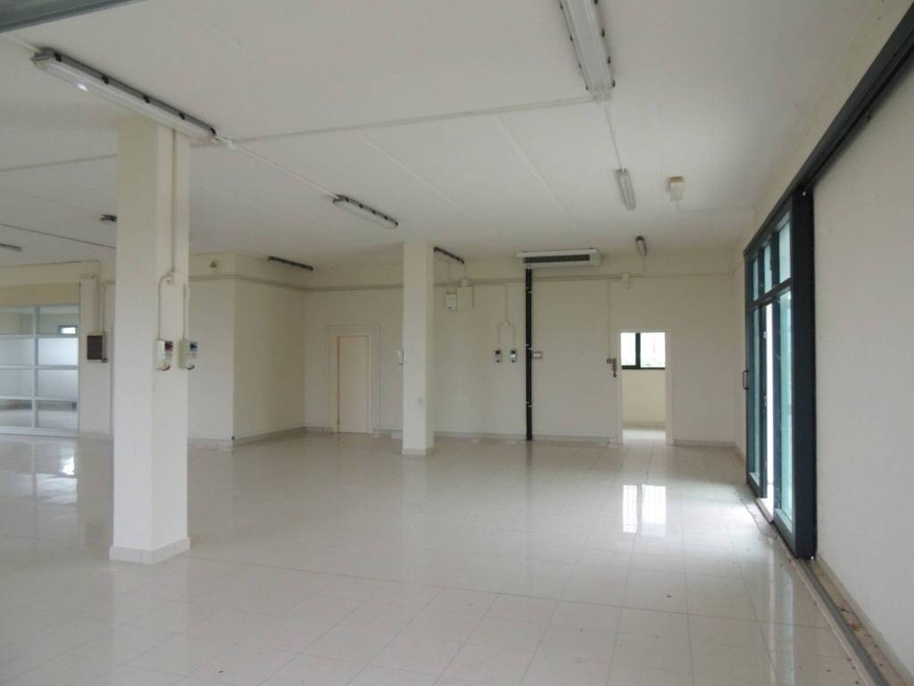 Immobile a Civitella del tronto in Strada Provinciale Fondovalle Salinello, 6 - Foto 2