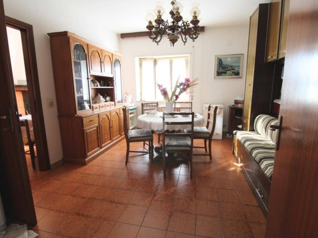 Appartamento a Mompeo in STRADA PROVINCIALE 46 TANCIA - Foto 2