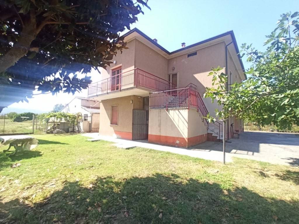 Villa a Castiglione del lago in Via Castiglionese, 24 - Foto 3